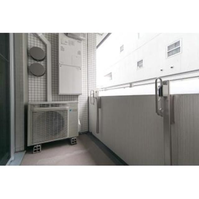 バルコニー　お洗濯にも便利なバルコニー付き