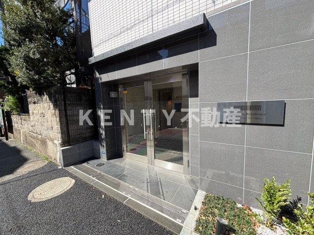 エントランス　ゆとりのあるエントランスです