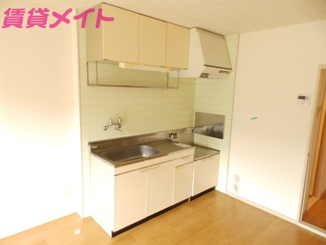 キッチン　同型参考写真