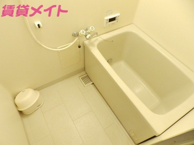 バス・シャワールーム　同型参考写真