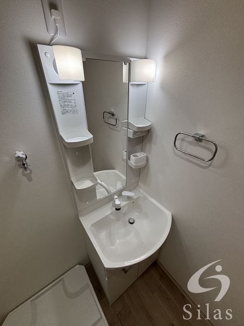 洗面設備　同仕様