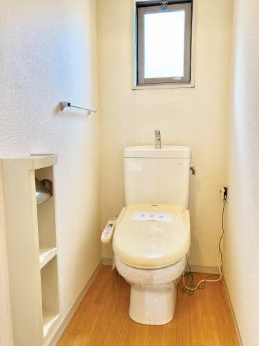 トイレ　トイレ