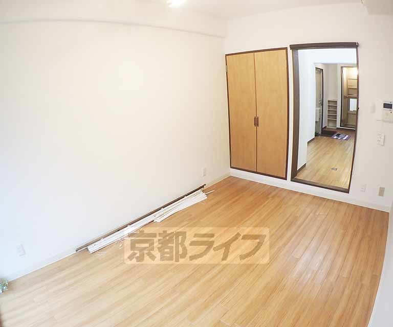 居室・リビング　広くて綺麗なお部屋です