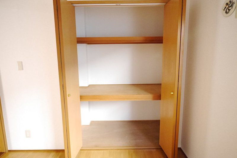 収納　収納（北側洋６）