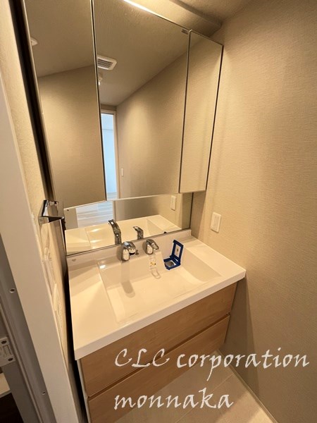 洗面設備　同仕様参考写真