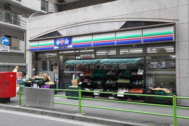 コンビニ　スリーエフ日本橋中洲店（コンビニ）まで689m