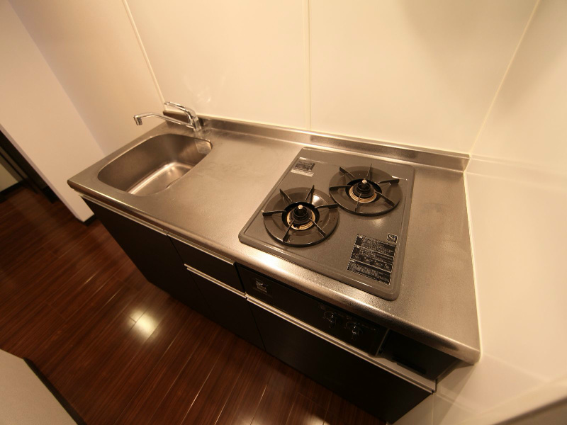 キッチン　システムキッチン（ガス2口コンロ付）
