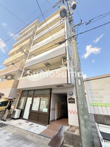 建物外観　外観は落ち着いています