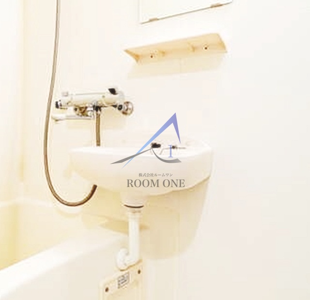 洗面設備　洗面台です。