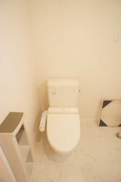 トイレ　洗浄便座付です！毎日清潔・快適にお過ごしいただけます♪