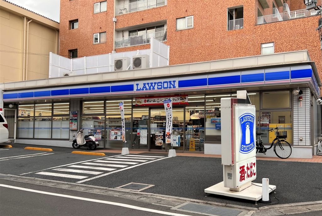 コンビニ　ローソン川崎鷺沼1丁目店（コンビニ）まで135m