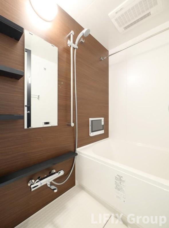 バス・シャワールーム　風呂