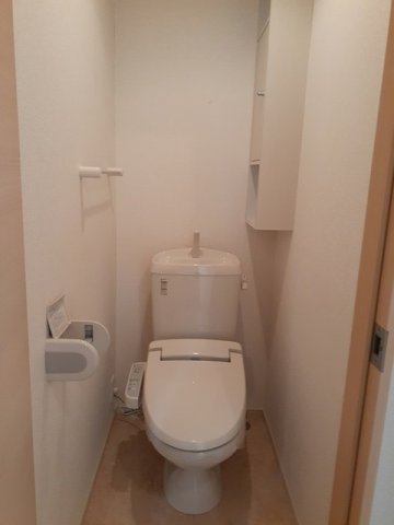 トイレ　シンプルで使いやすいトイレです