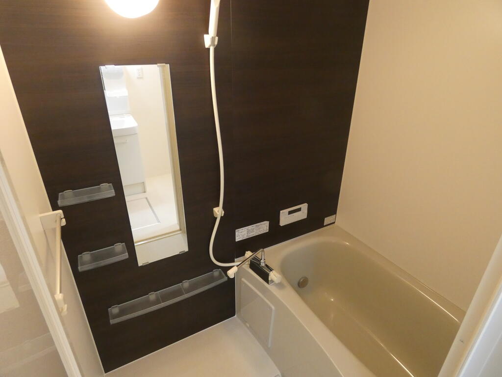 バス・シャワールーム　追焚付バス