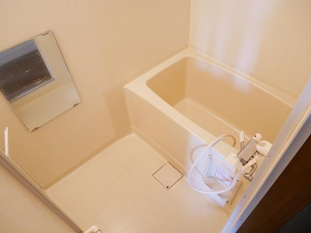 バス・シャワールーム　浴室