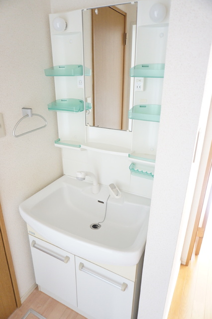 洗面設備　洗髪洗面化粧台※同タイプ参考写真