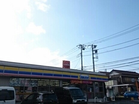 コンビニ　ミニストップ（コンビニ）まで580m