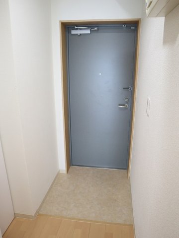 玄関　スッキリまとまった玄関です