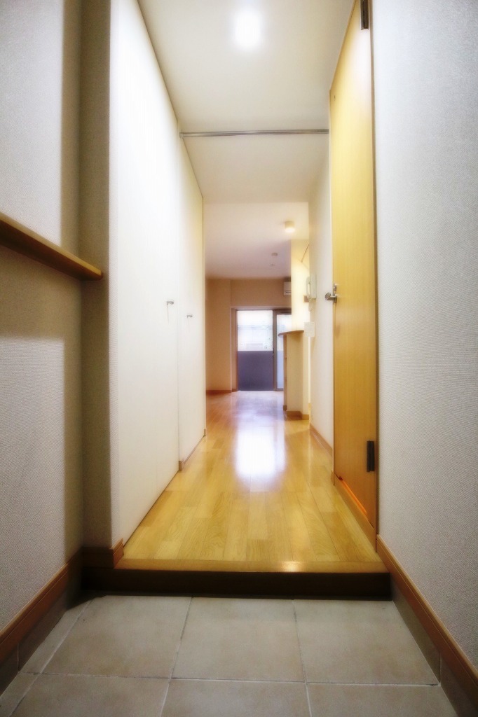 玄関　玄関※参考写真