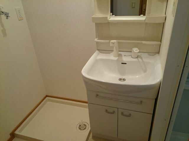 洗面設備　広い洗面スペース