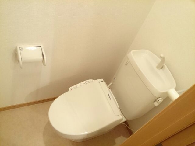 トイレ　ゆったりとした空間のトイレです