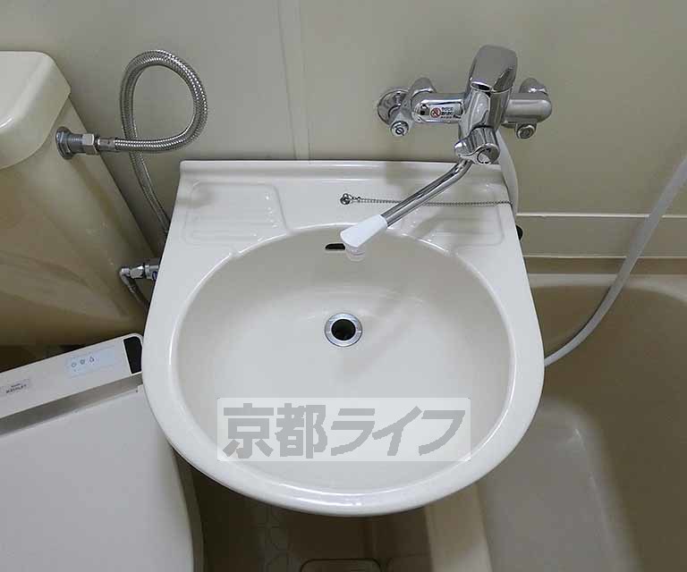 洗面設備　洗面所です