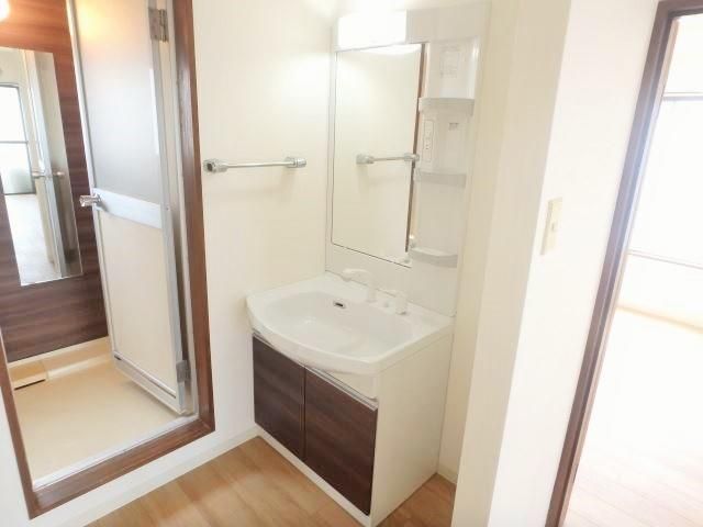 洗面設備　別部屋参考写真