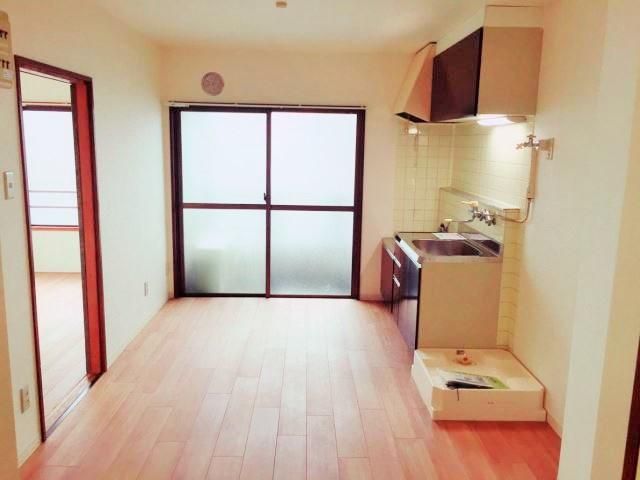 居室・リビング　※別部屋参考写真