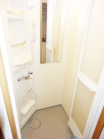 バス・シャワールーム　シャワー室（同一仕様写真）