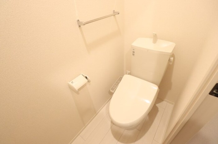 トイレ　コンパクトで使いやすいトイレです