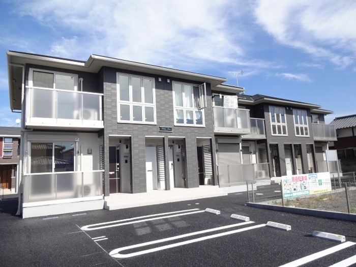 建物外観　落ち着いた雰囲気の外観です