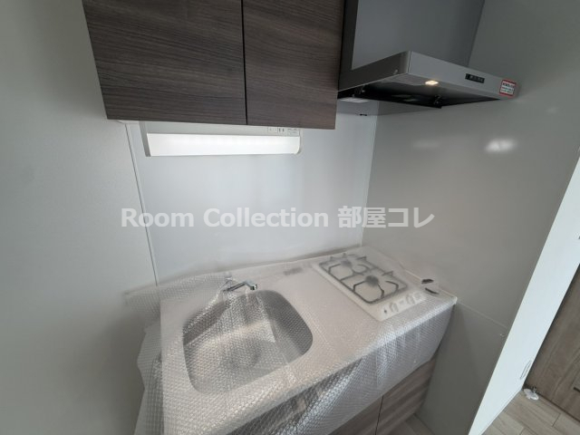 キッチン　※同物件他部屋写真 反転、色違いの場合有 現況優先