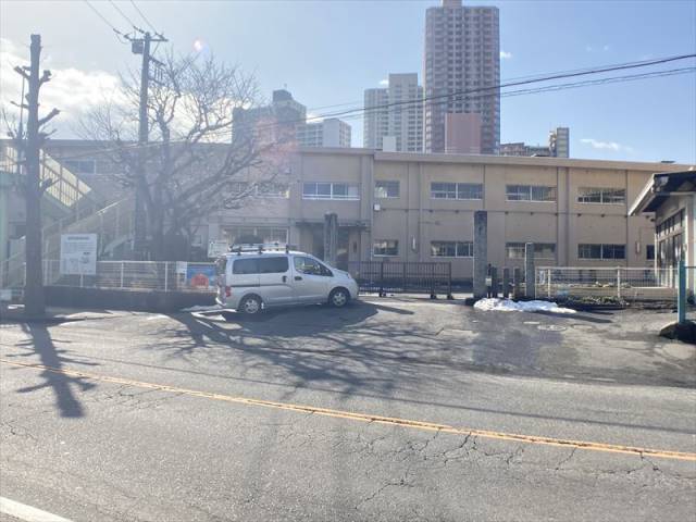 小学校　相模原市立旭小学校（小学校）まで275m