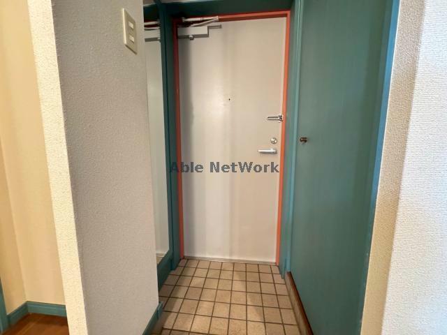 玄関　同型タイプ　現況優先