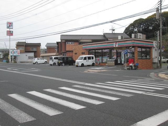 コンビニ　セブンイレブン 若松小石店（コンビニ）まで412m