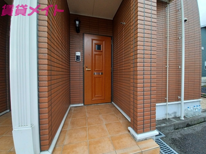 玄関　同型反転参考写真