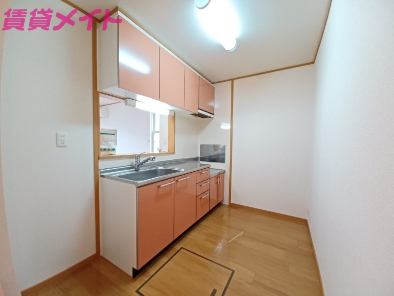 キッチン　同型反転参考写真