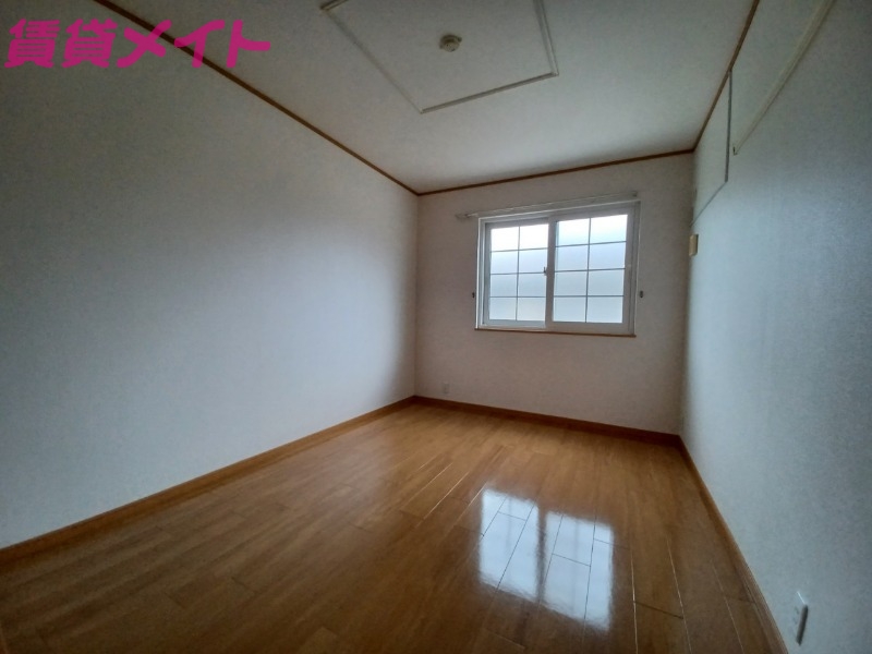 その他部屋・スペース　同型反転参考写真