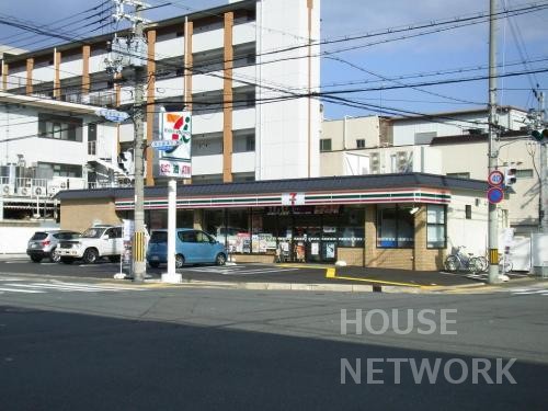 コンビニ　セブンイレブン西小路花屋町店（コンビニ）まで363m