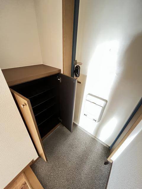 玄関　※参考写真