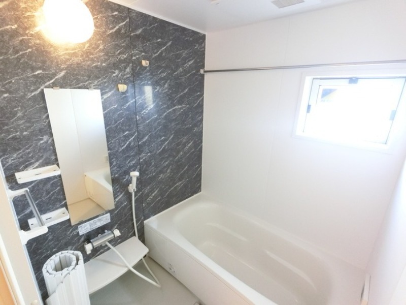 バス・シャワールーム　図面と現状に相違がある場合には現状を優先