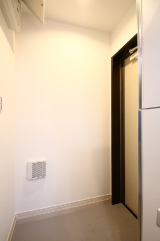 玄関　「玄関です」