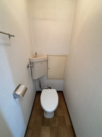 トイレ　落ち着いたトイレです