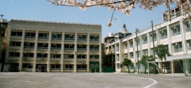 中学校　川崎市立南河原中学校（中学校）まで197m