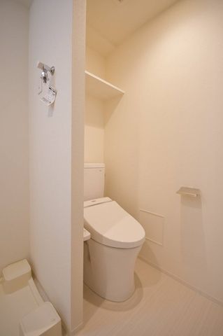 トイレ　LEXE(レグゼ)王子神谷　　北区神谷3