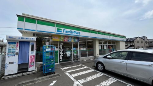 コンビニ　ファミリーマート 南仙台駅西口店（コンビニ）まで477m