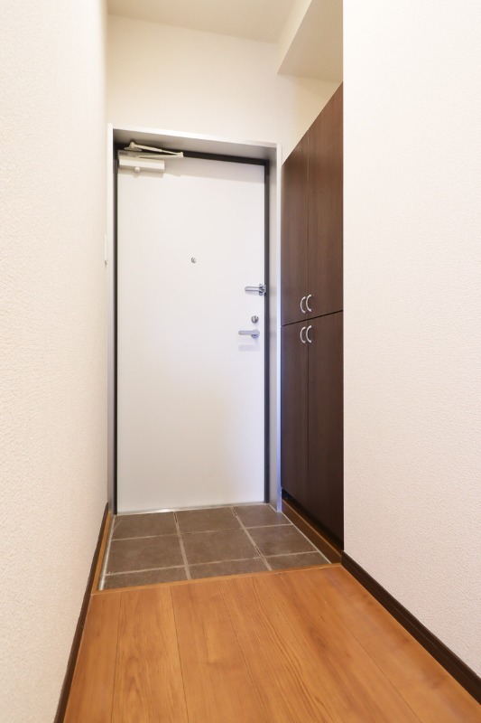 玄関　図面と現状に相違がある場合には現状を優先