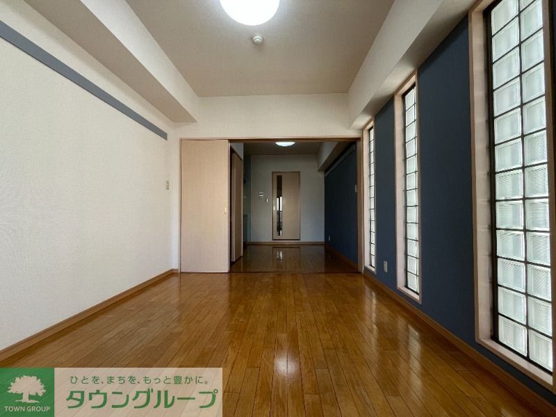 居室・リビング　※同建物別タイプ間取りの設備イメージです　現況優先