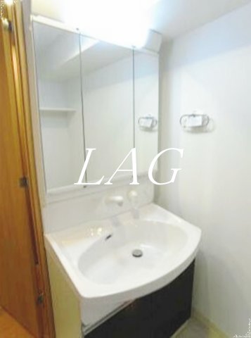 洗面設備　洗面台です。