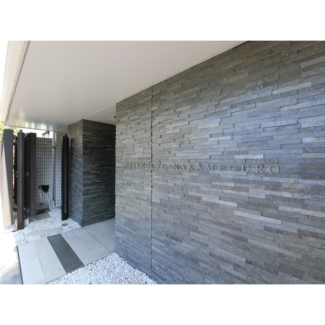 建物外観　2019.12撮影